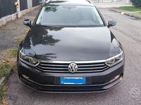 Usata VW Passat 190 CV (139 kW) 2019 Grigio Station wagon