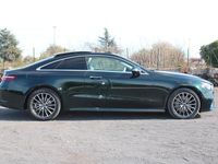 Usata Mercedes E300 265 CV (194 kW) 2021 Verde Coupé