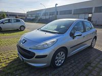 usata Peugeot 207 5p 1.4 hdi One-Line