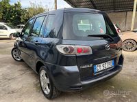 Usata Mazda 2 75 CV (55 kW) 2005 Grigio Utilitaria