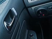 Usata VW Golf V 2005 Blu Utilitaria