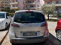 Usata Renault Scénic III 110 CV (80 kW) 2014 Grigio Monovolume