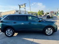 Usado Peugeot 5008 Active 131 CV (96 kW) 2019 Verde Monovolumen