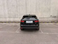Usata Jaguar F-Pace R-Sport 179 CV (131 kW) 2019 Santorini black SUV