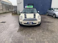 Usata Mini Cooper Cabriolet 120 CV (88 kW) 2010 Beige Cabrio
