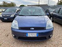 Usata Ford Fiesta Ghia 68 CV (50 kW) 2005 Blu Utilitaria