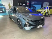 Nuova Peugeot 308 SW GT 195 CV (143 kW) 2026 Blu ingaro  metallizzato Station wagon