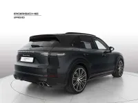 Usata Porsche Cayenne Turbo 549 CV (403 kW) 2019 Nero metallizzato SUV