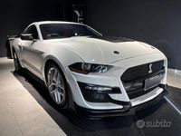 Usata Ford Mustang Fastback 290 CV (213 kW) 2019 Bianco Coupé