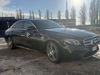 Usata Mercedes E220 AMG line 194 CV (142 kW) 2017 Nero Berlina