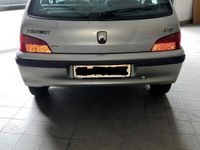 Usata Peugeot 106 50 CV (36 kW) 1998 Grigio Utilitaria