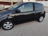 Usado Renault Twingo 63 CV (46 kW) 2008 Negro Utilitario