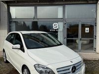 Usata Mercedes B180 Premium 108 CV (79 kW) 2013 Bianco Monovolume