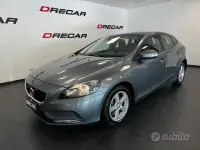 Usata Volvo V40 120 CV (88 kW) 2016 Grigio Berlina