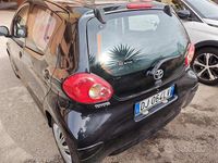 Usata Toyota Aygo 68 CV (50 kW) 2007 Nero Utilitaria