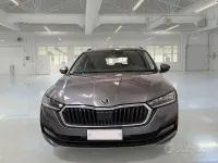 Usata Skoda Octavia Executive 149 CV (109 kW) 2023 Grigio Station wagon