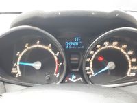 Usata Ford Fiesta Business Edition 82 CV (60 kW) 2014 Bianco Utilitaria