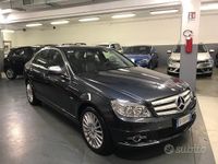 Usata Mercedes C220 Avantgarde 170 CV (125 kW) 2008 Grigio Berlina