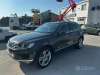 Usata VW Touareg 204 CV (150 kW) 2015 Nero SUV