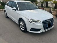 Usata Audi A3 Sportback 110 CV (80 kW) 2015 Bianco Utilitaria