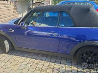 Usata Mini One Cabriolet 102 CV (75 kW) 2018 Blu Cabrio