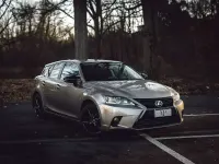 Usata Lexus CT200h 99 CV (72 kW) 2015 Grigio Berlina