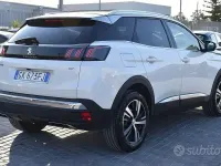 Usata Peugeot 3008 GT 131 CV (96 kW) 2022 Bianco SUV