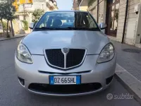 Usata Lancia Ypsilon 60 CV (44 kW) 2010 Grigio Utilitaria
