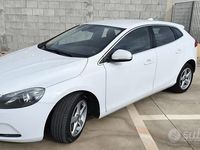 Usata Volvo V40 2016 Bianco Berlina