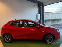 Usata Seat Ibiza Reference 70 CV (51 kW) 2015 Rosso Berlina