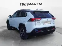 Usata Suzuki Across 306 CV (225 kW) 2021 Bianco SUV