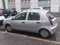 Usata Fiat Punto Active 60 CV (44 kW) 2010 Grigio Berlina