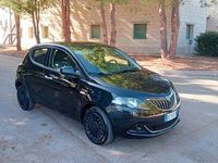 Usata Lancia Ypsilon S 69 CV (50 kW) 2022 Nero Utilitaria