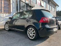 Usata VW Golf V 2004 Utilitaria