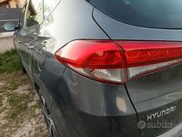 Usata Hyundai Tucson Edition 141 CV (103 kW) 2017 Grigio SUV