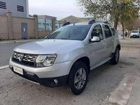 Usata Dacia Duster Lauréate 110 CV (80 kW) 2016 Argento Station wagon