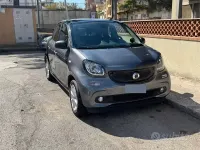 Usata Smart ForFour 71 CV (52 kW) 2019 Grigio Utilitaria
