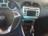 Usata Lancia Delta 90 CV (66 kW) 2000