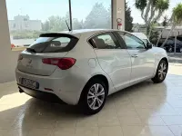 Usata Alfa Romeo Giulietta 105 CV (77 kW) 2013 Grigio Utilitaria