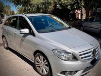 Usata Mercedes B180 122 CV (89 kW) 2012 Grigio Utilitaria