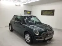 Usata Mini ONE 90 CV (66 kW) 2004 Verde Utilitaria