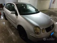 Usata VW Polo Trendline 75 CV (55 kW) 2003 Grigio Berlina