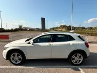 Usata Mercedes GLA180 109 CV (80 kW) 2016 Bianco SUV