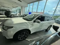 Usata Mitsubishi Outlander Instyle 150 CV (110 kW) 2015 Bianco SUV
