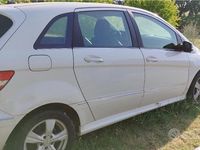 Usata Mercedes B170 2009 Bianco Monovolume