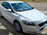 Usata Volvo V40 R-Design Momentum 120 CV (88 kW) 2017 Bianco Berlina