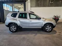 Usata Dacia Duster 90 CV (66 kW) 2016 Gray SUV