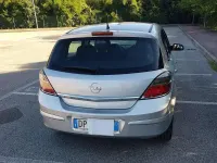 Usata Opel Astra Cosmo 116 CV (85 kW) 2008 Argento Berlina