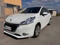 Usata Peugeot 208 82 CV (60 kW) 2013 Bianco Utilitaria