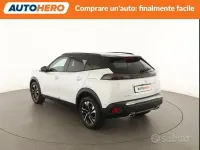 Usata Peugeot 2008 GT-line 131 CV (96 kW) 2021 Bianco SUV